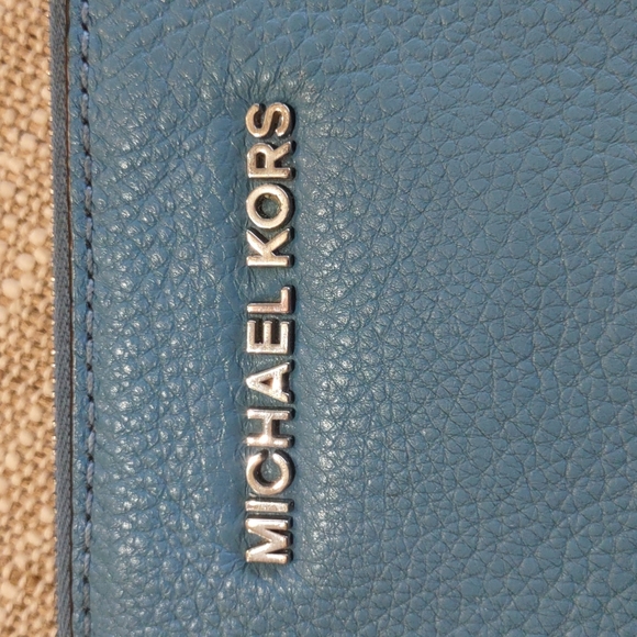 Michael Kors Blue Pebble Leather Single Zip Clutch with Wrist Strap - Picture 2 of 16